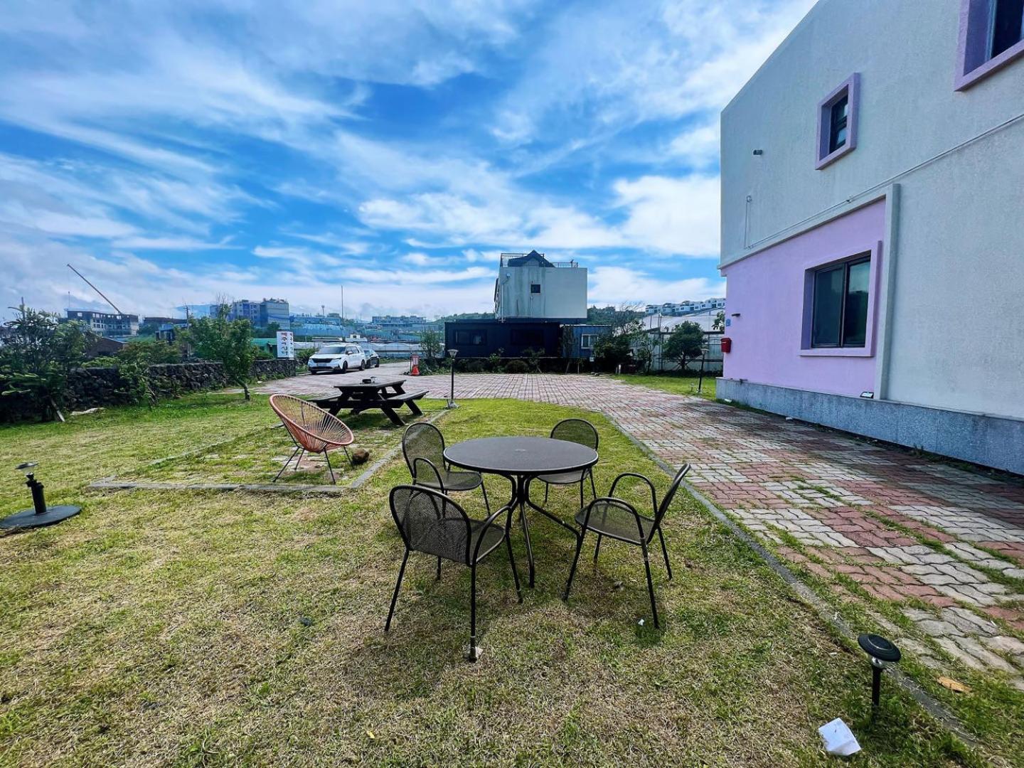Апартаменти Living In Jeju Island Екстер'єр фото